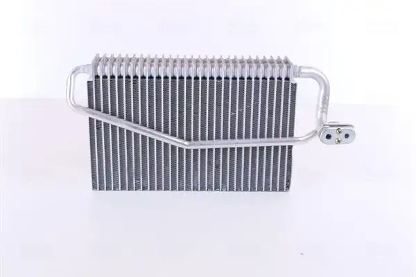 NISSENS 92245 Klima Radyatörü A2098300158 resmi
