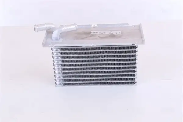 NISSENS 96470 Turbo Radyatörü 03F145749B resmi
