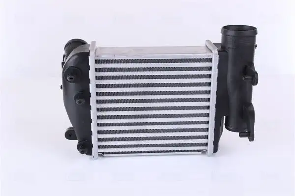 NISSENS 96417 Turbo Radyatörü 4F0145806E resmi