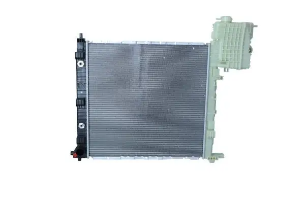 NRF 50582 Radyatör A6385012801 resmi