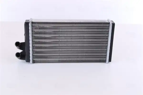 NISSENS 70220 Kalorifer Radyatörü resmi