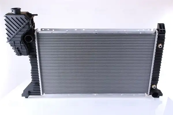 NISSENS 62686A Radyatör A9015003400 resmi